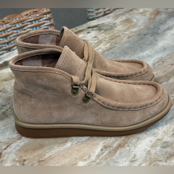 Kids LUCKY BRAND Scarlit Mocassin Suede Boot- Size 5 - Picture 3 of 9